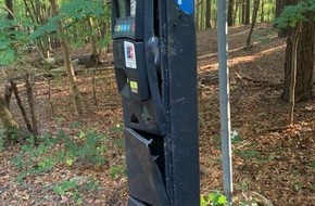 Polizeipräsidium Neubrandenburg: POL-NB: Parkscheinautomat im Seebad Bansin aufgebrochen