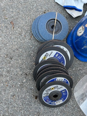 POL-WHV: Sicherstellung von mutma&szlig;lichem Diebesgut - Polizei sucht Gesch&auml;digte