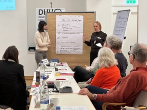 Gemeinsamer, überregionaler Hörverband gewinnt an Fahrt: Mitgliederversammlung des DHV zieht positive Zwischenbilanz und diskutiert weitere Schritte in Richtung Fusion