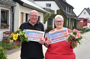 Deutsche Postcode Lotterie: Postcode Lotterie verteilt 1,4 Millionen Euro in L&uuml;denscheid: Ehepaar jubelt &uuml;ber 700.000 Euro
