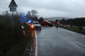 Polizeidirektion Kaiserslautern: POL-PDKL: Verkehrsunfall nach Fehler beim Abbiegen