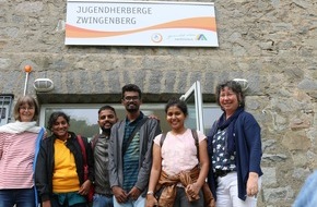 Karl Kübel Stiftung für Kind und Familie: PM Gastfamilie für Freiwillige aus Indien gesucht