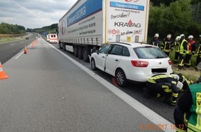 Verkehrsdirektion Koblenz: POL-VDKO: Sperrung der Bundesautobahn Richtung Süden wegen Verkehrsunfalls mit Verletzen - Rettungshubschrauber im Einsatz
