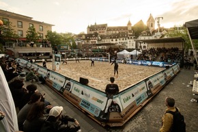 MM: Beachvolleyball auf dem Barfüsserplatz mit Basler Spitzenspielern