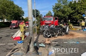 Polizeipräsidium Westpfalz: POL-PPWP: Verkehrsunfall in der Mainzer Straße