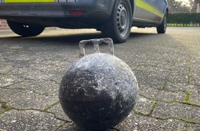 Polizeidirektion Flensburg: POL-FL: Nordfriesland/Amrum: schwerverletzte Person nach Fund eines unbekannten Gegenstandes