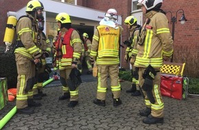 Feuerwehr Ratingen: FW Ratingen: Küchenbrand in Seniorenwohnanlage - Keine Verletzten