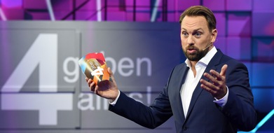 ZDFneo: "4 geben alles!" / 
Steven Gätjen präsentiert die neue Familienshow im ZDF