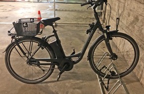 Polizei Mettmann: POL-ME: Mehrfach volltrunken vom E-Bike gestürzt - Velbert - 2106043