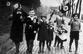 ARTE G.E.I.E.: ARTE-Schwerpunkt zu Aufstieg und Terror der Nationalsozialisten vor 90 Jahren