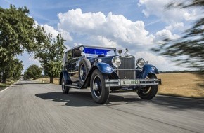 Skoda Auto Deutschland GmbH: Blickfang im SKODA Museum: Topmodell SKODA 860 mit Achtzylindermotor erstrahlt in neuem Glanz (FOTO)