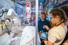 Programm COACHING4FUTURE der Baden-Württemberg Stiftung gGmbH: Hightech-Ausstellung in Wehingen (28.-30.06.): Jugendliche entdecken Vielfalt der MINT-Berufe