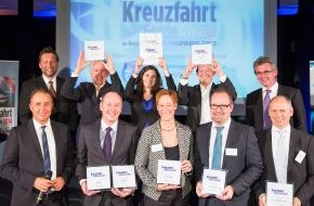 planet c GmbH: Die besten Schiffe des Jahres: Kreuzfahrt Guide Awards 2013 verliehen - Neues Jahrbuch ab sofort im Handel