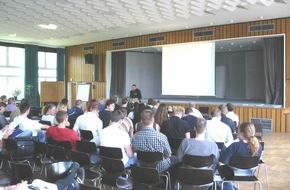 Polizeidirektion Göttingen: POL-GOE: (530/03) "Es gibt keinen reinen Satanismus" - Ingolf Christiansen an der Fachhochschule