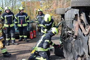 FW Hennef: Lehrgang technische Hilfeleistung erfolgreich beendet