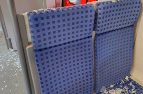 Bundespolizeidirektion Sankt Augustin: BPOL NRW: Bundespolizei nimmt 33-Jährigen nach Sachbeschädigung in S-Bahn in Gewahrsam