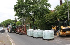 Polizei Lippe: POL-LIP: Lage. Düngemittel ausgelaufen.