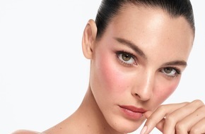 Armani beauty: Vittoria Ceretti ist neue ARMANI BEAUTY GLOBAL MAKE-UP AMBASSADOR