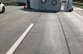 Polizeiinspektion Rotenburg: POL-ROW: ++ A1: Schwerer Verkehrsunfall mit mehrstündiger Vollsperrung ++ Schwerpunktkontrollen Geschwindigkeit/Abstand: Ergebnisse ++