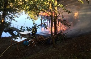Freiwillige Feuerwehr Lage: FW Lage: Feuer 2 / Heckenbrand - 24.08.2019 - 18:57 Uhr