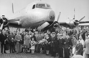 Panta Rhei PR AG: Medieninformation: KLM feiert 95 Jahre Basel–Amsterdam