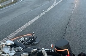 Kreispolizeibeh&ouml;rde H&ouml;xter: POL-HX: Motorradfahrer bei Unfall t&ouml;dlich verletzt