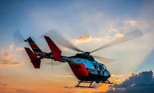 Polizei Rhein-Erft-Kreis: POL-REK: 180702-4: Rettungshubschrauber brachte Verletzten in eine Klinik  - Bergheim