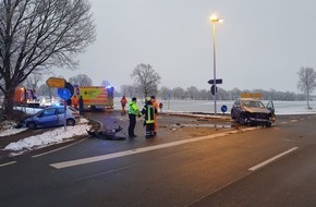 Polizeiinspektion Stade: POL-STD: Einbrecher in Bargstedt und Harsefeld, Drei Einbrüche in der Samtgemeinde Oldendorf-Himmelpforten, Ein leicht verletzter Autofahrer bei Autounfall in Ritschermoor