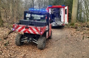 Feuerwehr Essen: FW-E: Verletzte Person im Wald - erster Einsatz des neuen ATV der Feuerwehr Essen