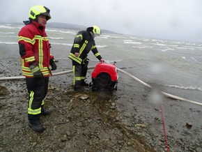 FW Reichenau: Pressemitteilung: Baum am Campingplatz brennt erneut, 02.01.2025, Reichenau-Mittelzell