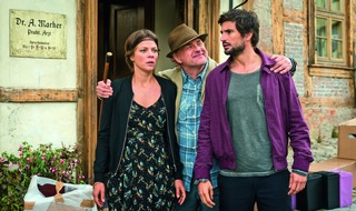 SAT.1: Free-TV-Premiere "Stadtlandliebe" in SAT.1: Jessica Schwarz und Tom Beck ziehen in die Provinz