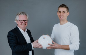 Gebäude- und Wohnungsbaugesellschaft Wernigerode mbH: Bundesliga-Fußballer Nils Petersen nun Markenbotschafter der GWW