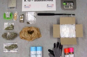 Polizeipräsidium Mittelhessen - Pressestelle Lahn - Dill: POL-LDK: Staatsschutz der Wetzlarer Kriminalpolizei ermittelt Hakenkreuzsprayer und stellt Drogen sicher