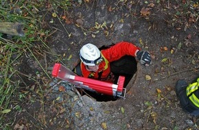 Feuerwehr Essen: FW-E: Bunkerzugang geöffnet, Personen eingestiegen?