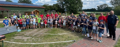 Kreisfeuerwehr Oldenburg: FW-OLL: Kreiskinderfeuerwehrtag in der Gemeinde Ganderkesee - Ein voller Erfolg in Bergedorf (Korrektur Namen)