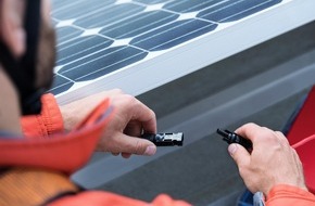E.ON Energie Deutschland GmbH: E.ON SolarProfis kooperieren mit Fraunhofer CSP / Qualitäts-Check für Photovoltaik-Anlagen erfolgreich gestartet / Fraunhofer-Center für Silizium-Photovoltaik CSP prüft Prozesskette