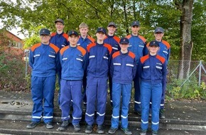 Freiwillige Feuerwehr Celle: FW Celle: Jugendliche erhalten Leistungsspange