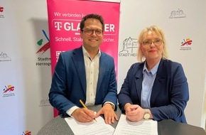 Deutsche Telekom AG: Glasfaser f&uuml;r Herzogenrath: Stadt und Telekom unterzeichnen Eckpunktepapier