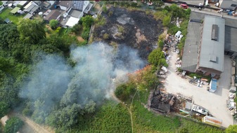 Feuerwehr Bochum: FW-BO: Witterungsbedingte Eins&auml;tze der Feuerwehr Bochum - Appell zu umsichtigem Verhalten