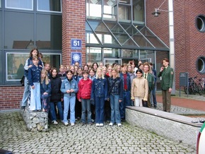 POL-GOE: (317) Girls&#039; Day 2002: 70 Mädchen besuchen die Polizei