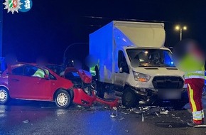 Polizei Duisburg: POL-DU: Alt-Hamborn Unfall mit schwer verletzter Person