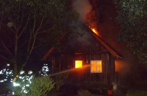 Polizei Minden-Lübbecke: POL-MI: Holzhaus-Sauna fängt Feuer