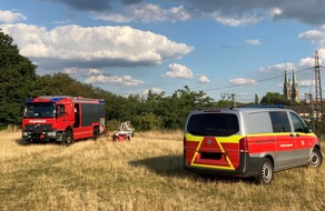 Feuerwehr Oberhausen: FW-OB: Böschungsbrand löste Großalarm bei der Feuerwehr Oberhausen aus