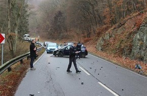 Polizeidirektion Koblenz: POL-PDKO: Pressebericht der PI Lahnstein für das Wochenende 30.11.18 - 02.12.18