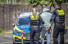 Polizei Mettmann: POL-ME: Ladendieb dank aufmerksamer Zeugen gestellt - Hilden - 2408080