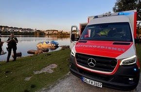 Feuerwehr Dortmund: FW-DO: Tretboot kentert auf dem Phoenix-See - Passant rettet vier Personen