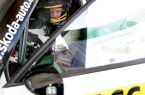 Skoda Auto Deutschland GmbH: SKODA Pilot Sepp Wiegand bereit für "eine Million Kurven" bei der Rallye Spanien (BILD)