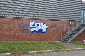 Polizeiinspektion Emsland/Grafschaft Bentheim: POL-EL: Salzbergen - Sachbeschädigung durch Farbschmierereien