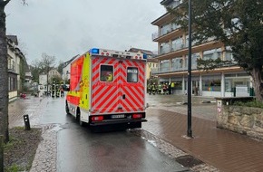 Freiwillige Feuerwehr Horn-Bad Meinberg: FW Horn-Bad Meinberg: 18 Verletzte bei Austritt von Kohlenmonoxid - 15 Personen aus Gebäude gerettet - Großaufgebot von Rettungskräften