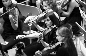 Schweizer Jugend-Sinfonie-Orchester: SJSO Schweizer Jugend-Sinfonie Orchester - Herbsttournee 2014 (BILD)
